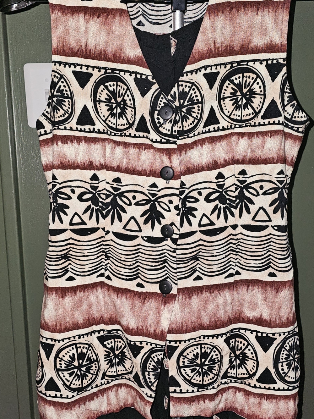 Women’s Mid 90s Sleeveless Patterned Button-Front Vest & Pants Set